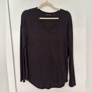 Athleta Long Sleeve V-Neck Top — Black